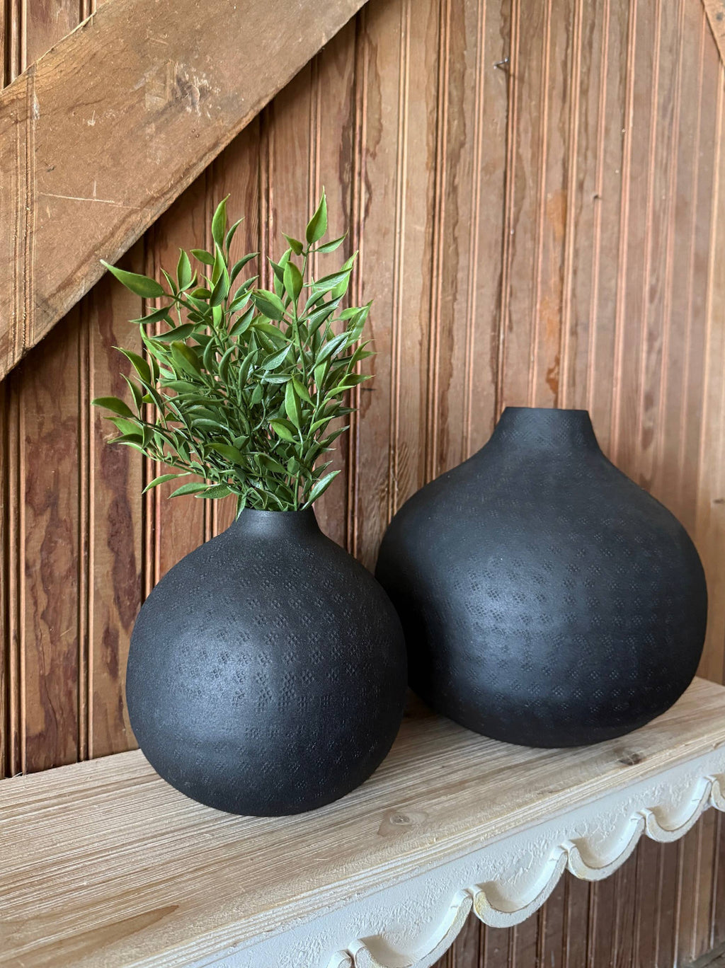 Textured Vase Small Round