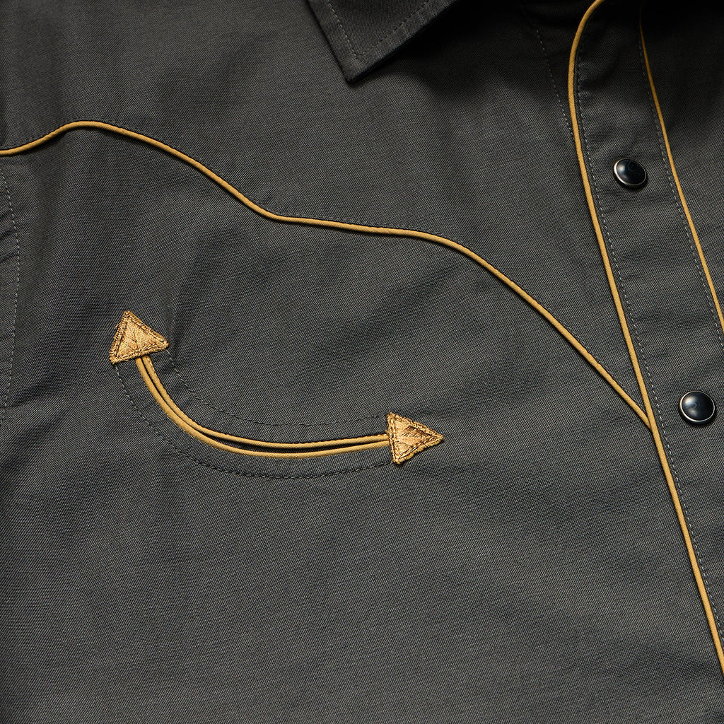 Broncobuster Snapshirt - Antique Black
