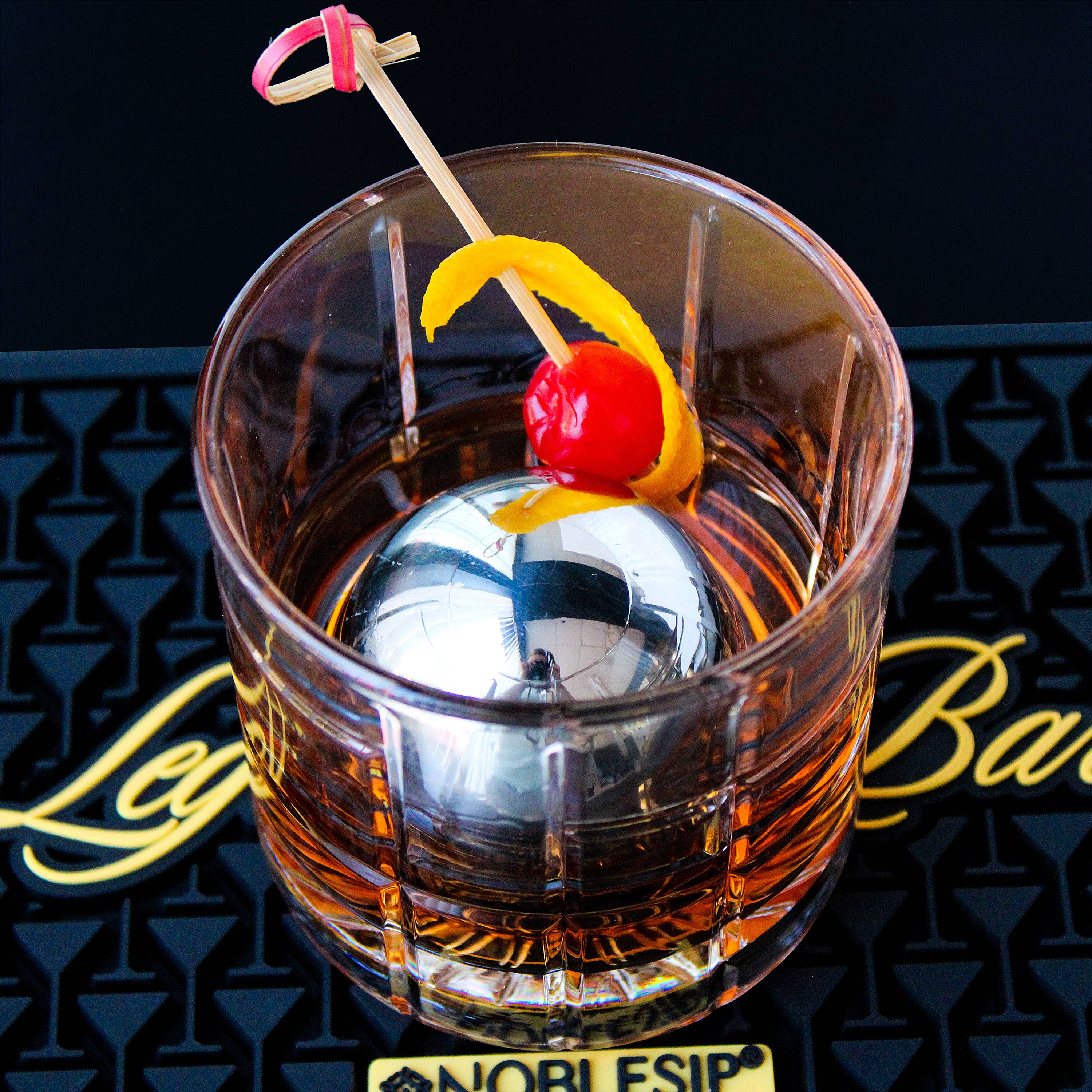 Whiskey INNOVATIVE Chilling Ice Balls, Great Summer Gift