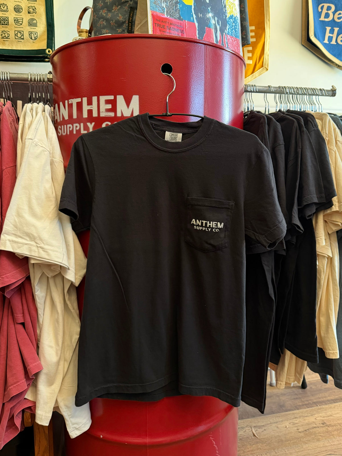 Anthem Supply Co. Pocketed Tee in Black