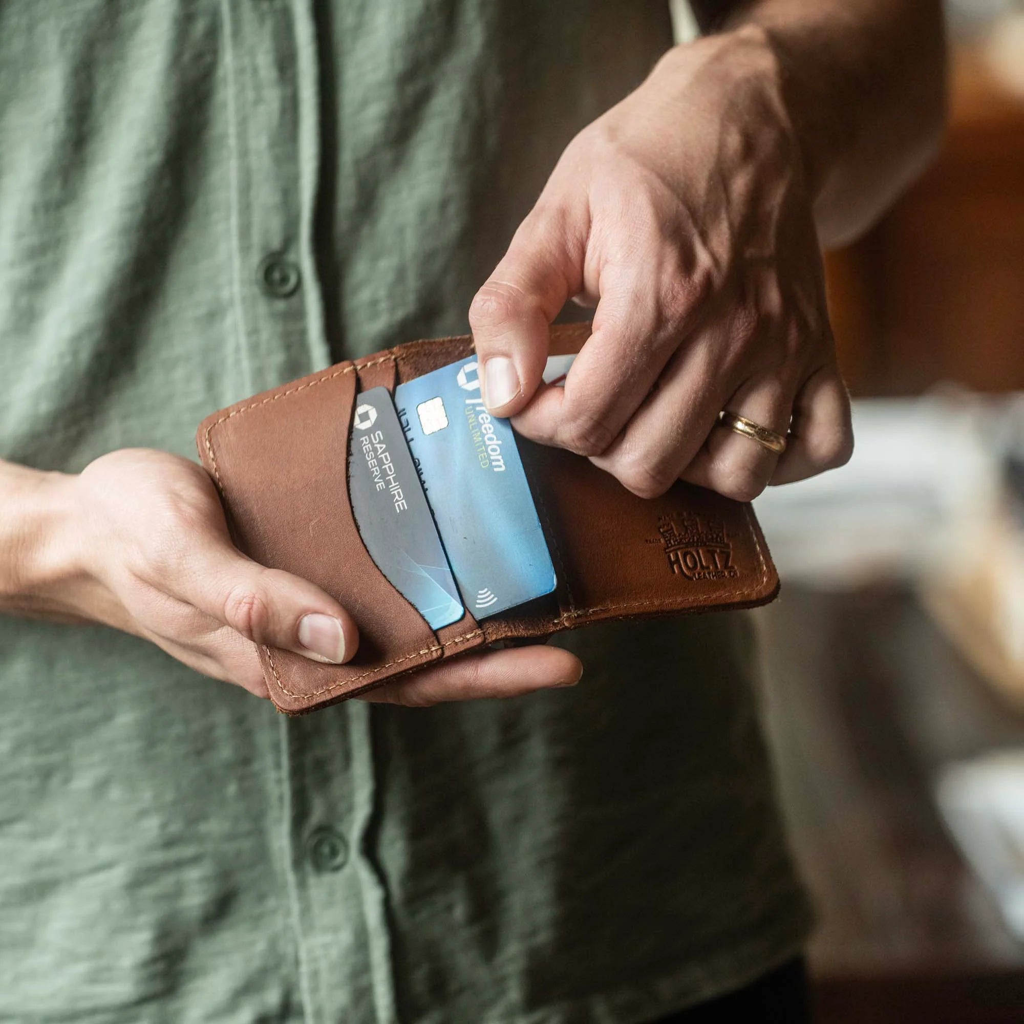 No. 714 Babe Bifold Wallet w/ Alabama Logo