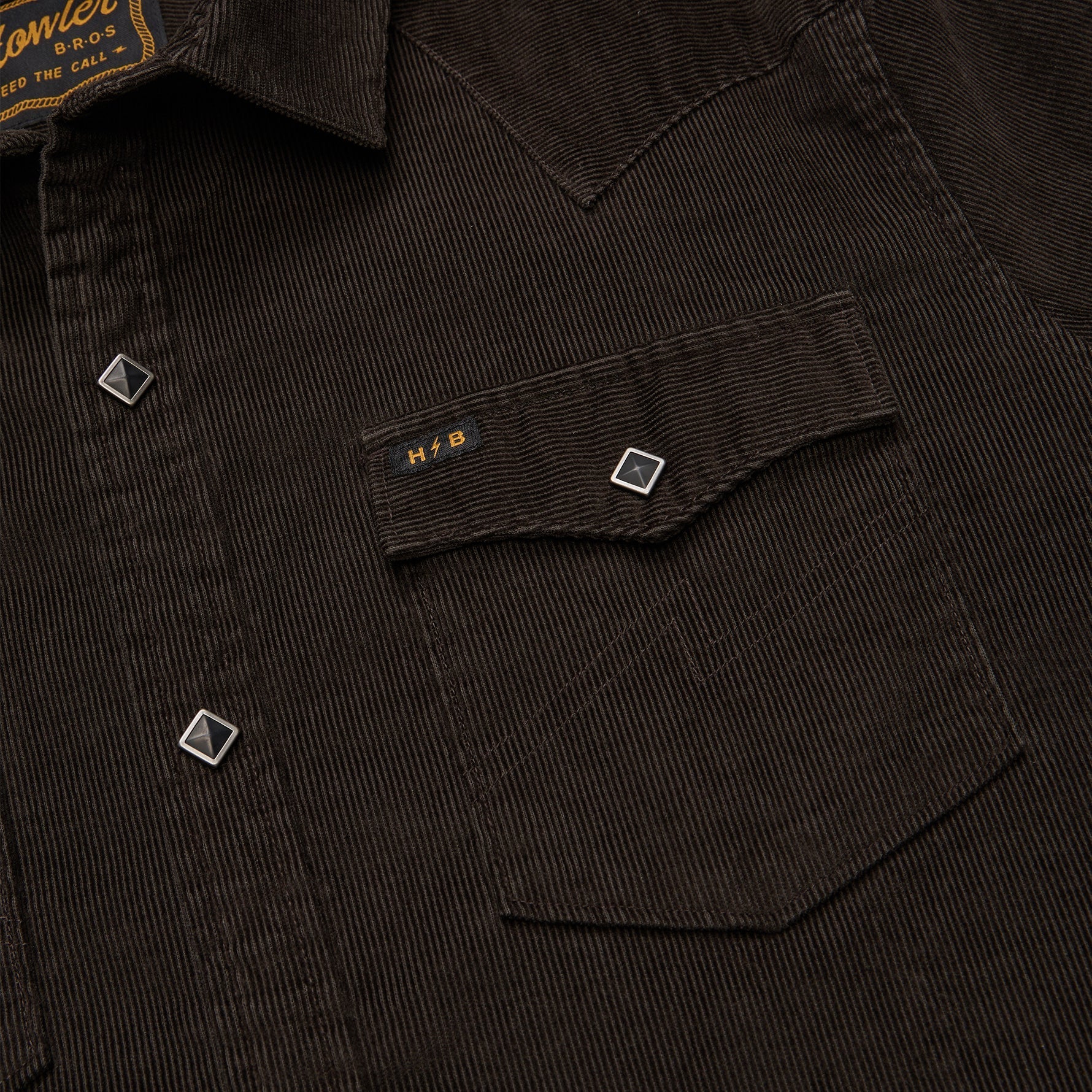 Banning Corduroy Snapshirt - Antique Black