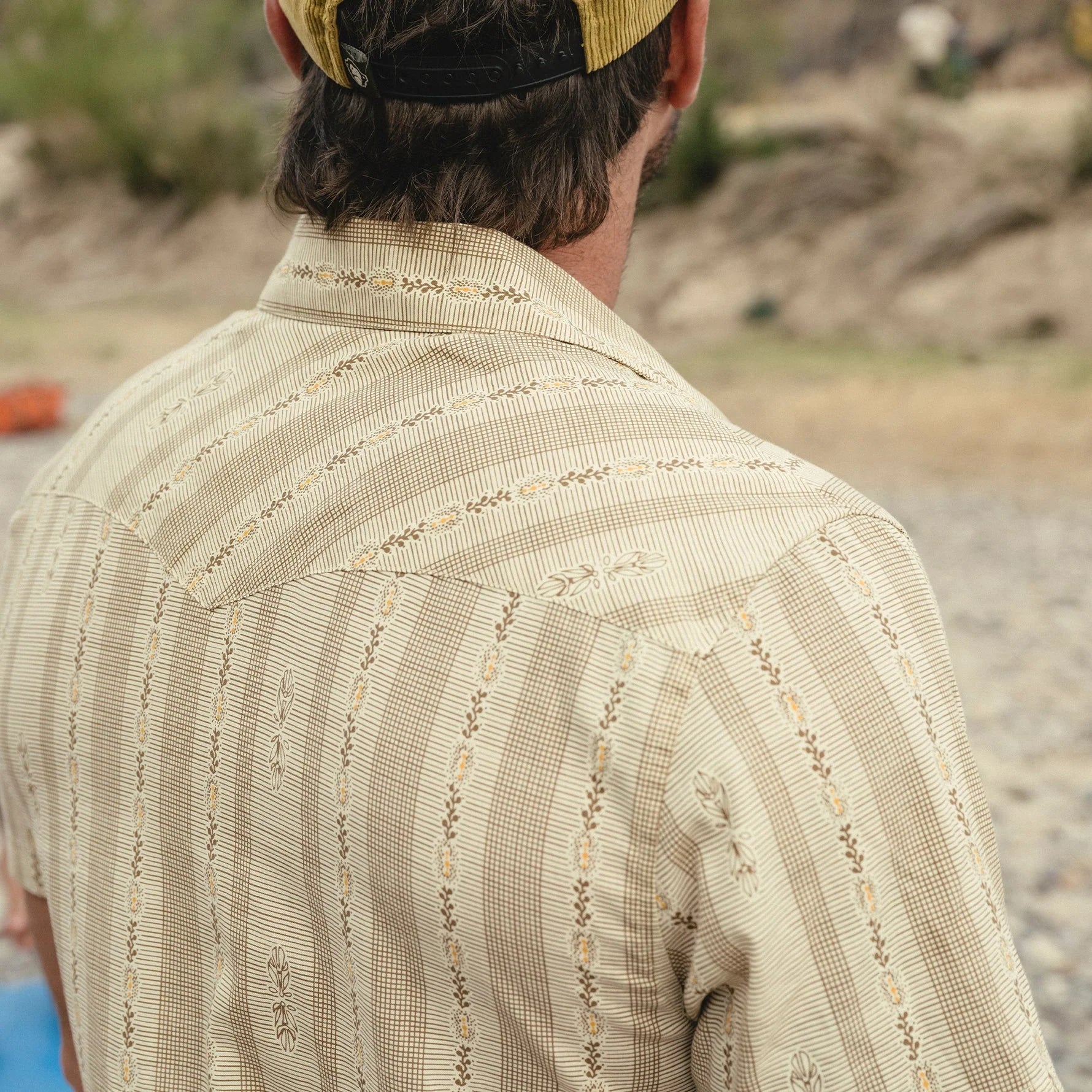 H Bar B Snapshirt - Prairie Garland - Dust