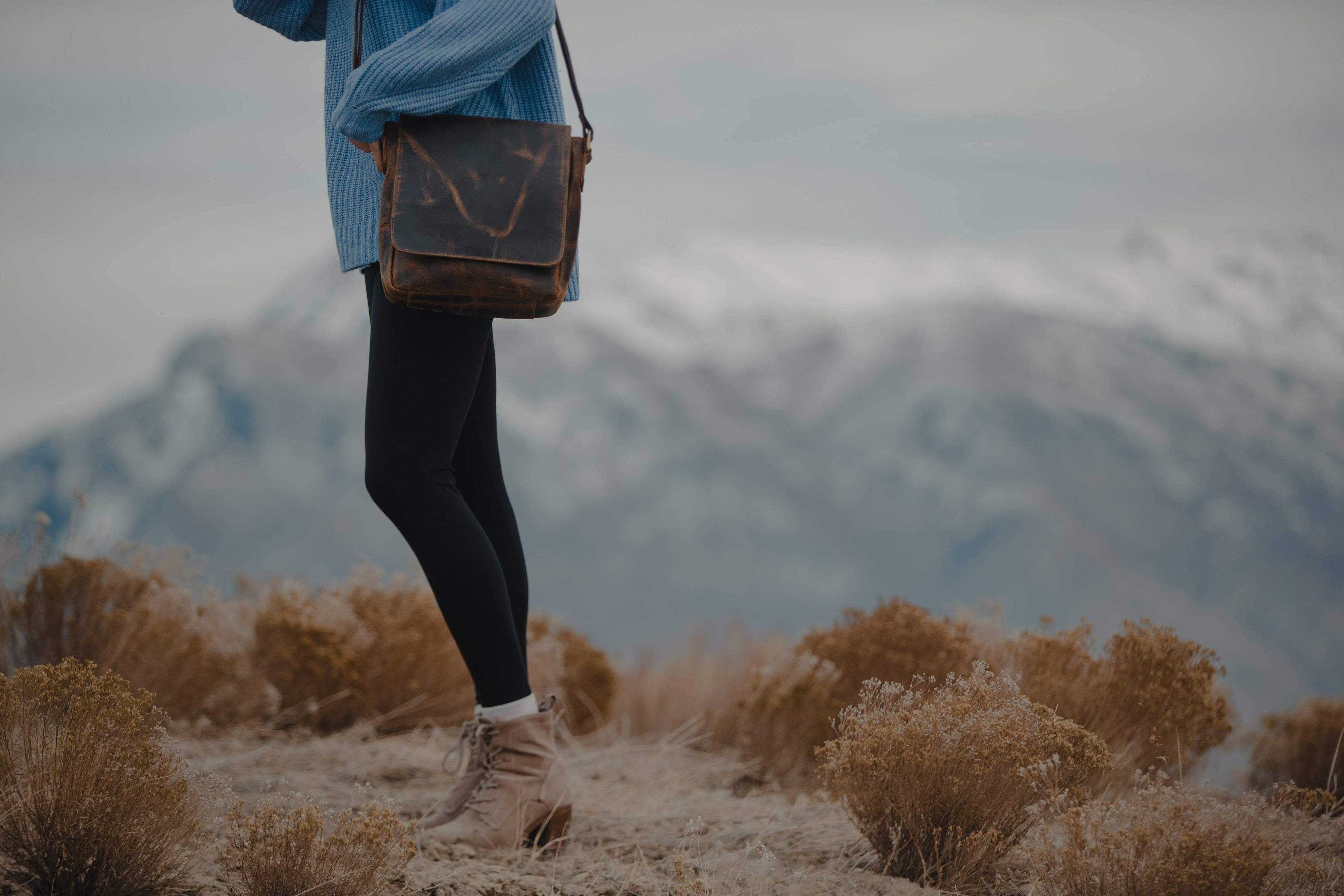 Cordova Buffalo Leather Messenger Bag