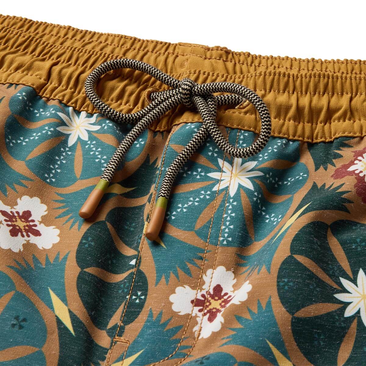 Yuma Hybrid Shorts - Peyote